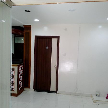 Sahasra Residency Hotel Hyderabad Exterior photo